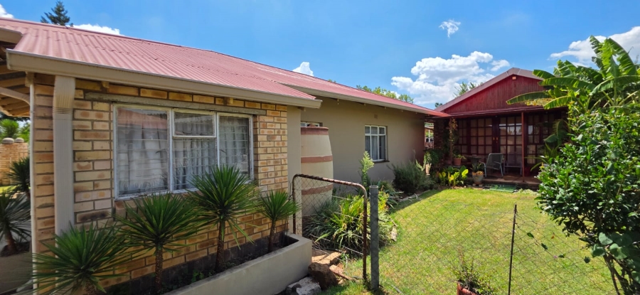 4 Bedroom Property for Sale in Collerville North West